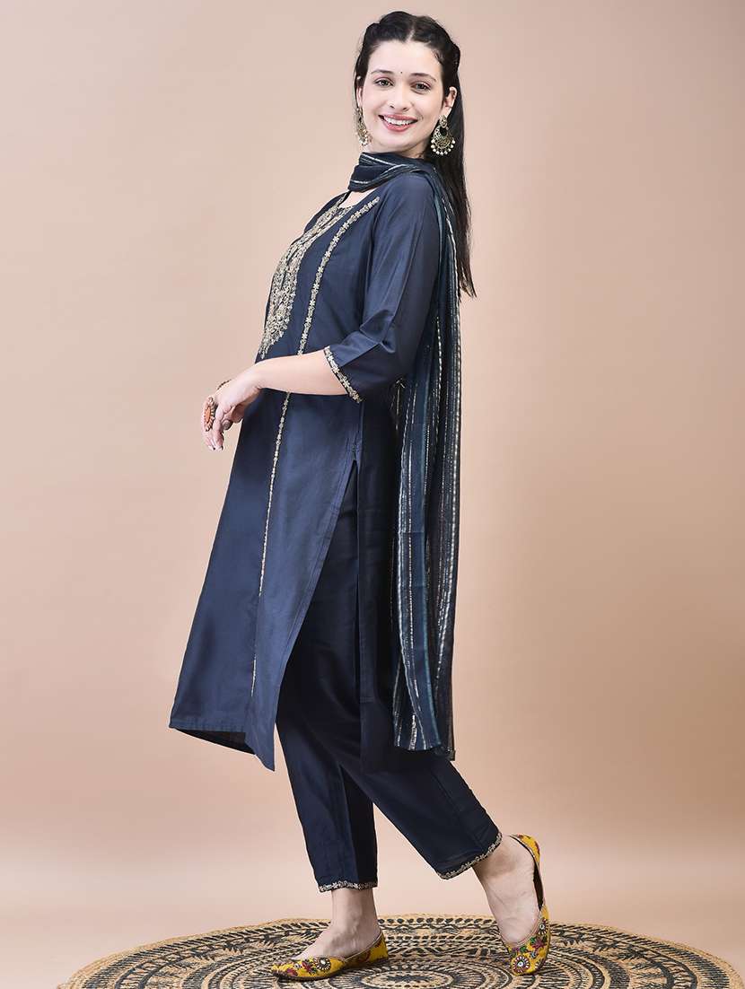 women three quarter sleeve kurta pant with dupatta set - 21629648 -  Standard Image - 2