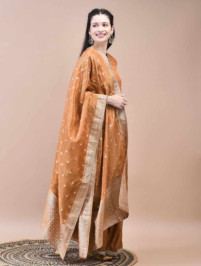 women self design three quarter sleeve kurta sharara set - 21629661 - Standard Image - 2