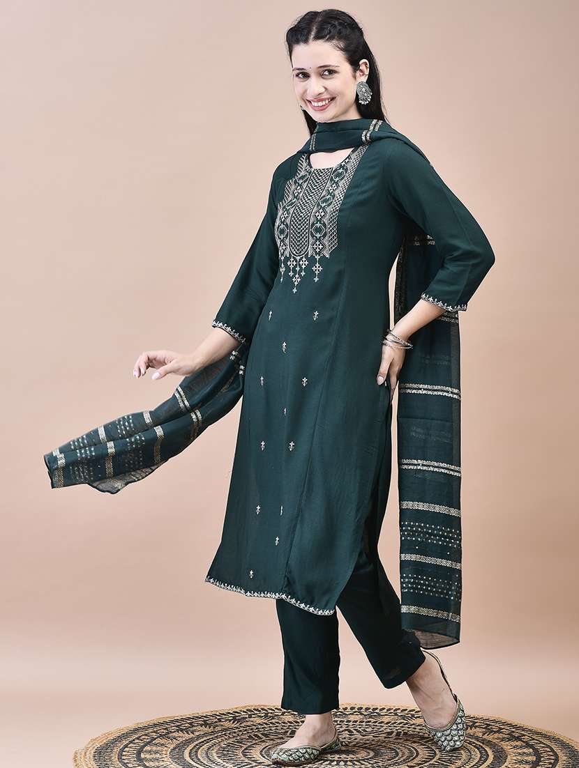 women three quarter sleeve kurta pant with dupatta set - 21629667 -  Standard Image - 2