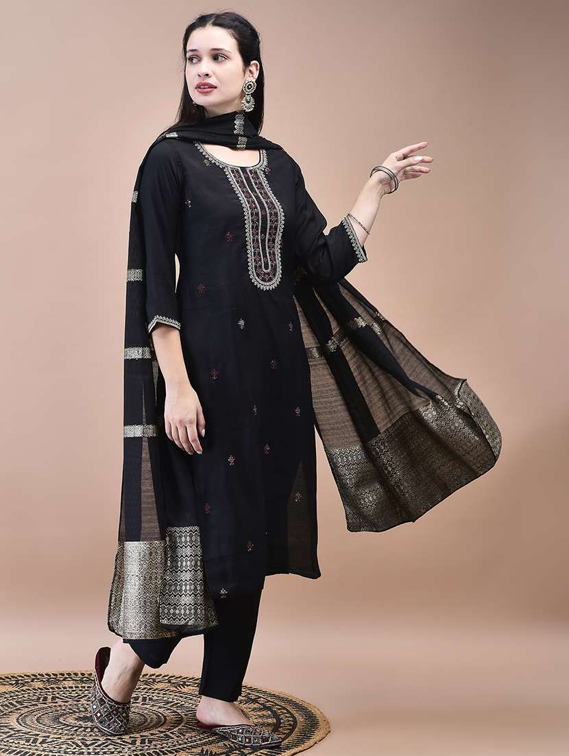 women three quarter sleeve kurta pant with dupatta set - 21629726 -  Standard Image - 2