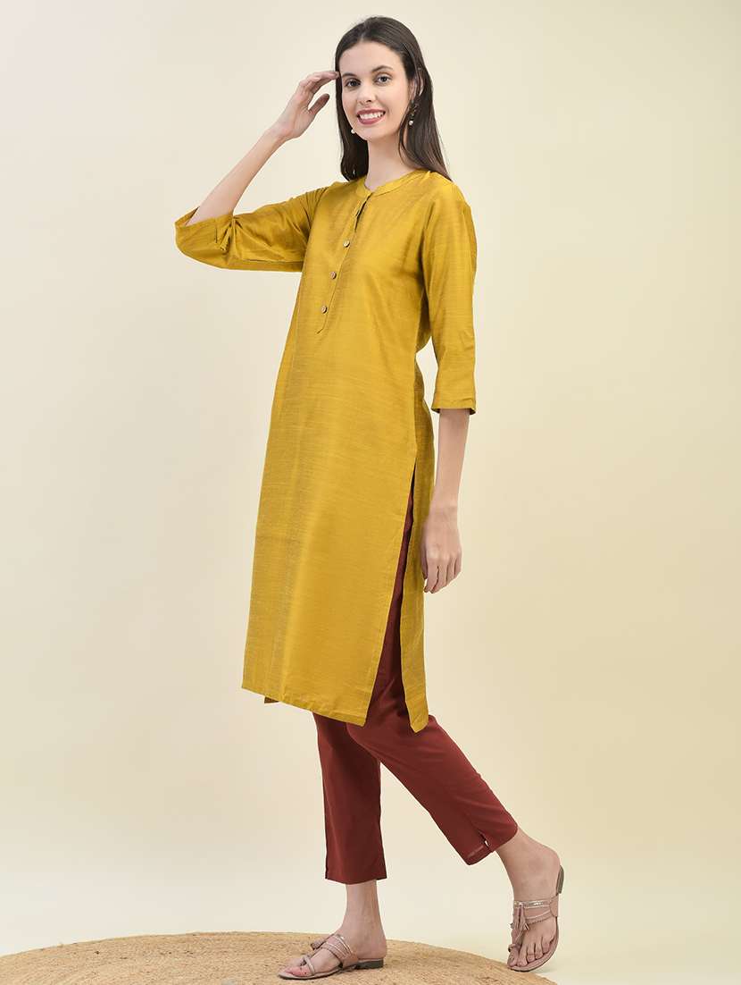 women solid three quarter sleeve straight kurta - 21629731 -  Standard Image - 2