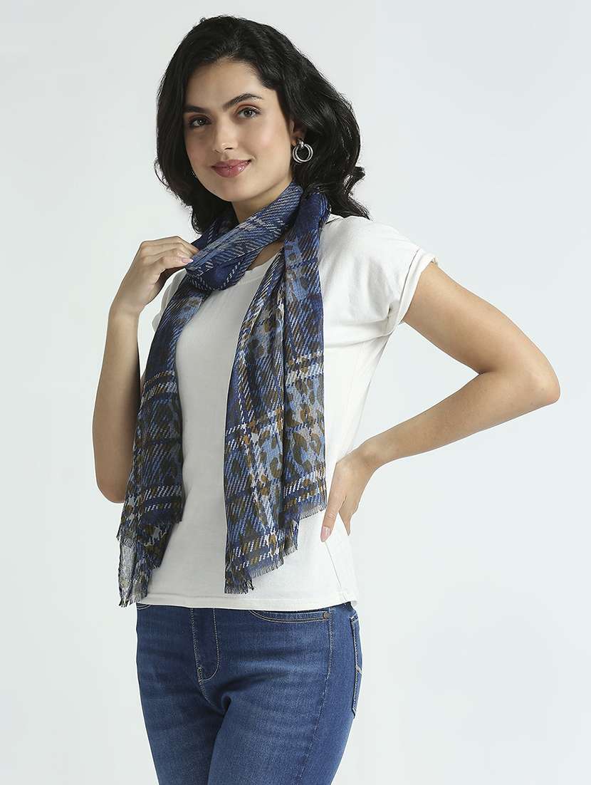 women printed everyday wrap scarf - 21631567 -  Standard Image - 2