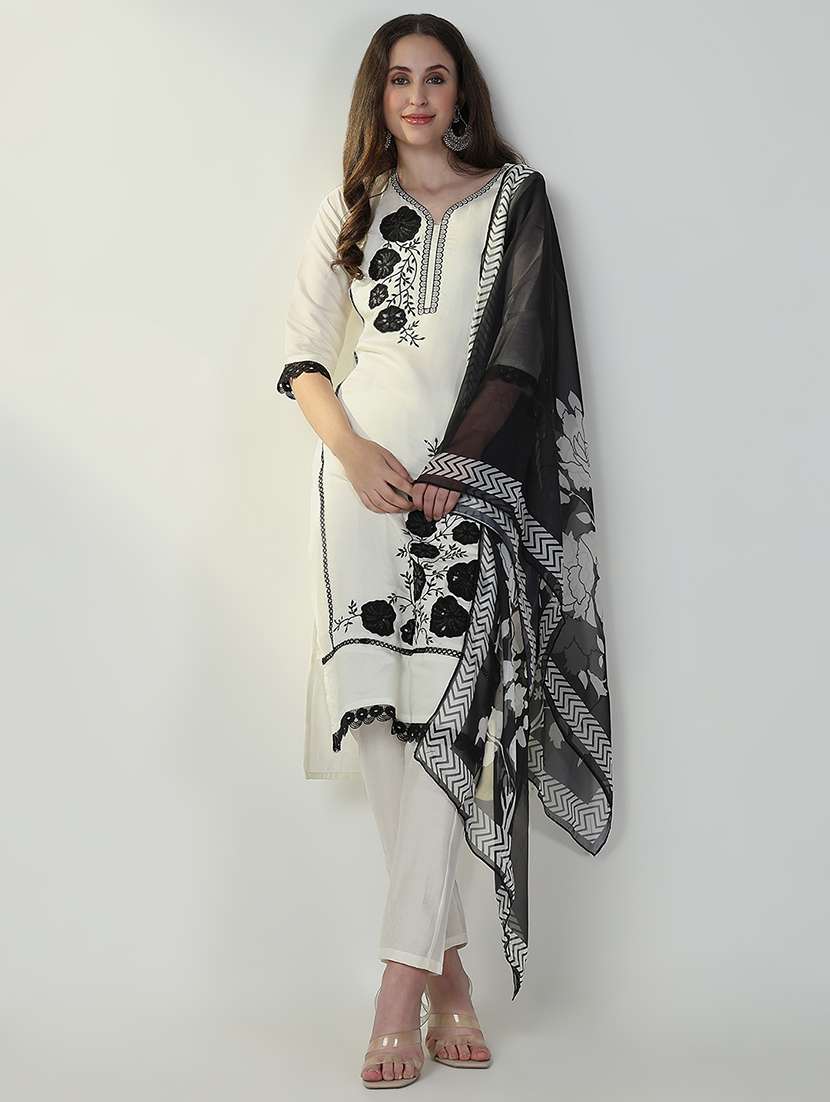 women three quarter sleeve kurta pant with dupatta set - 21632719 -  Standard Image - 2