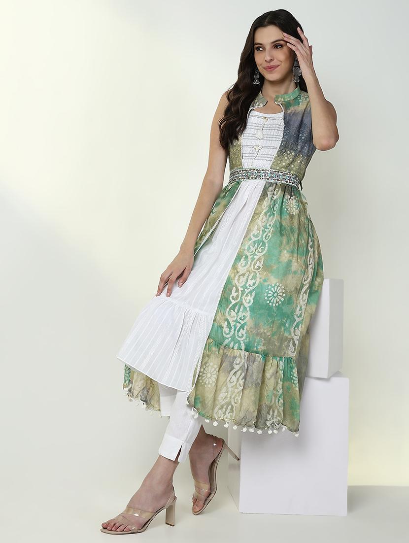 women solid sleeveles embroidered layered kurta - 21632723 - Standard Image - 2