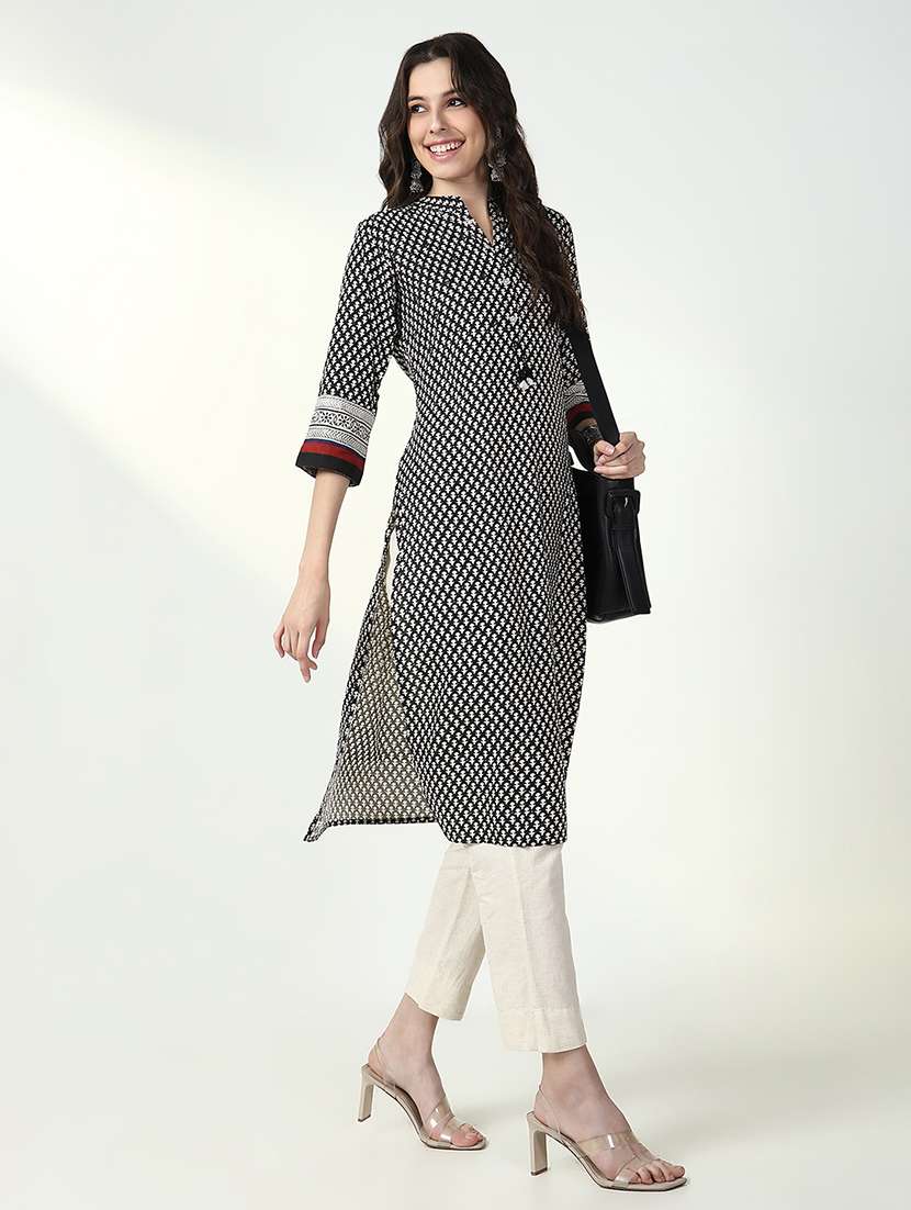 women black printed three quarter sleeve straight kurta - 21632740 -  Standard Image - 2