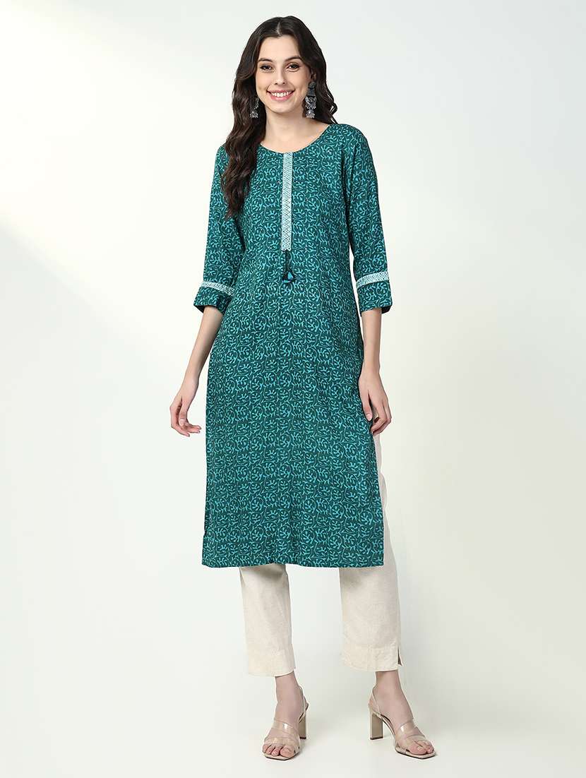 women three quarter sleeve straight kurta