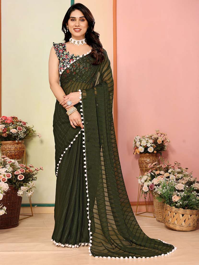 women self design plain saree with blouse