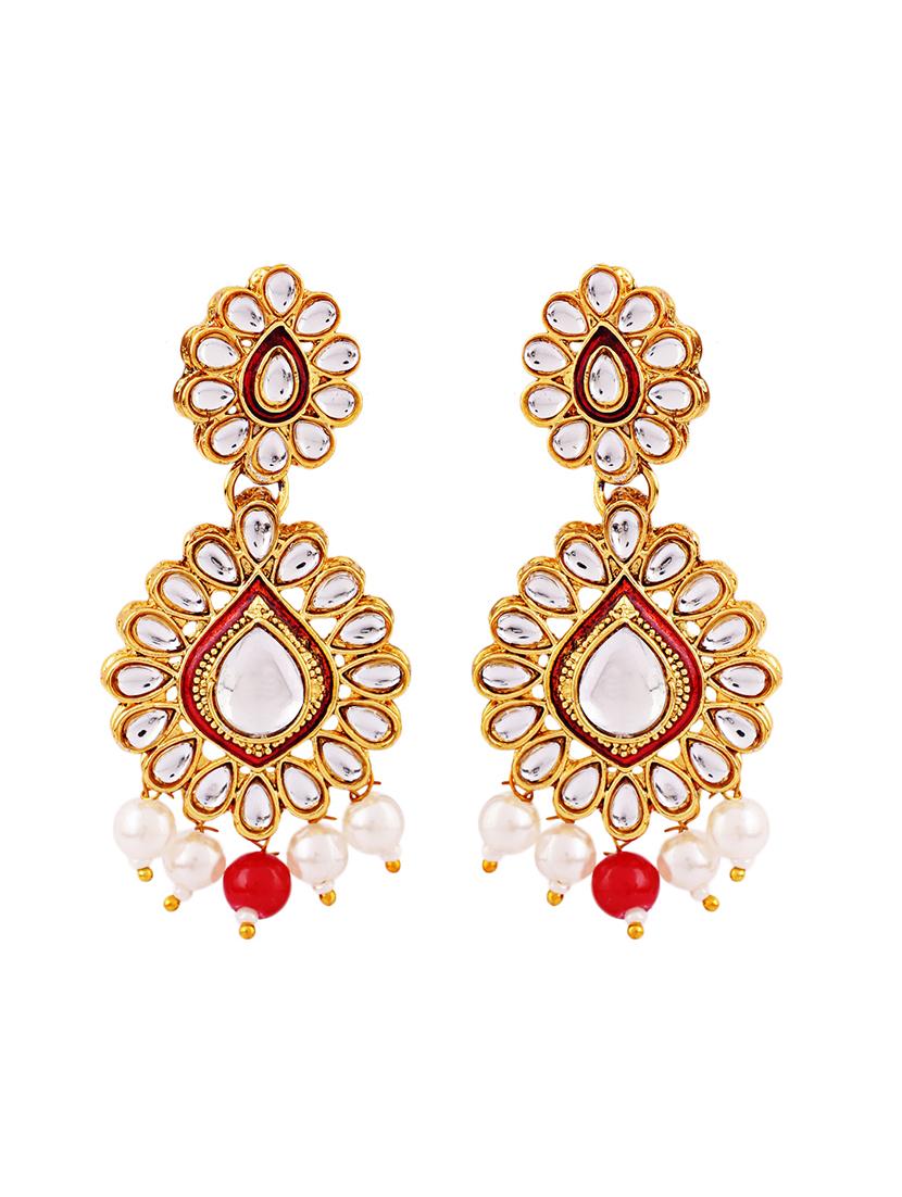 gold plated kundan studded necklace with earrings & mangtika - set of 3 - 21635041 - Standard Image - 2