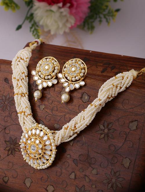 women white pearl & kundan work jewellery set - 21635043 -  Standard Image - 0