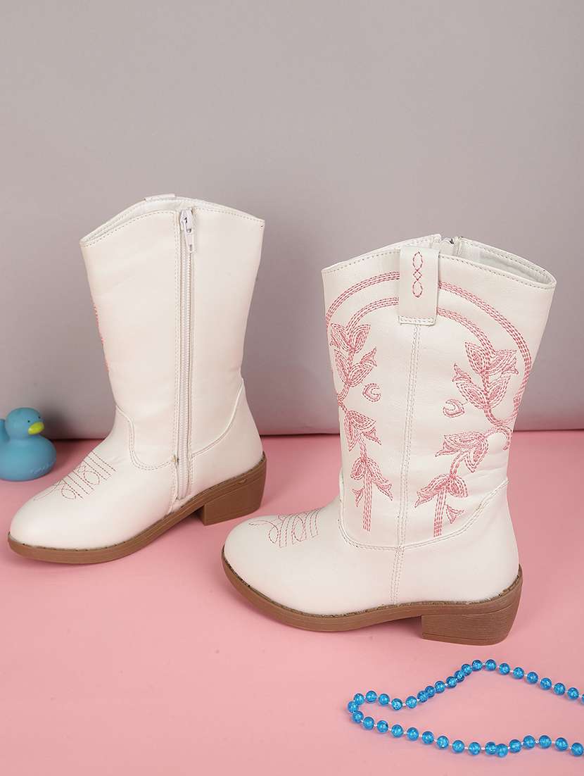 girl white thread work boot