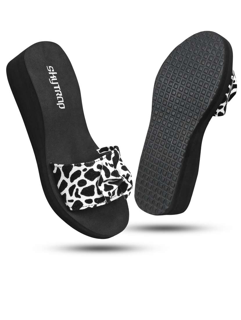 women black open toe flip flops - 21640331 -  Standard Image - 2