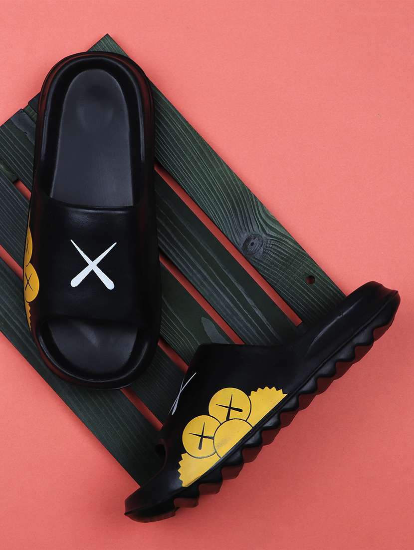 men printed slider flip flop - 21641106 -  Standard Image - 2