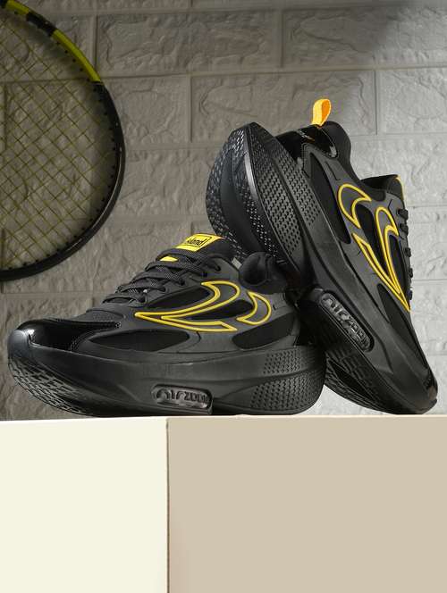 men lace up running sport shoes