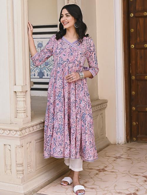 women floral three quarter sleeve anarkali kurta - 21642042 - Standard Image - 0