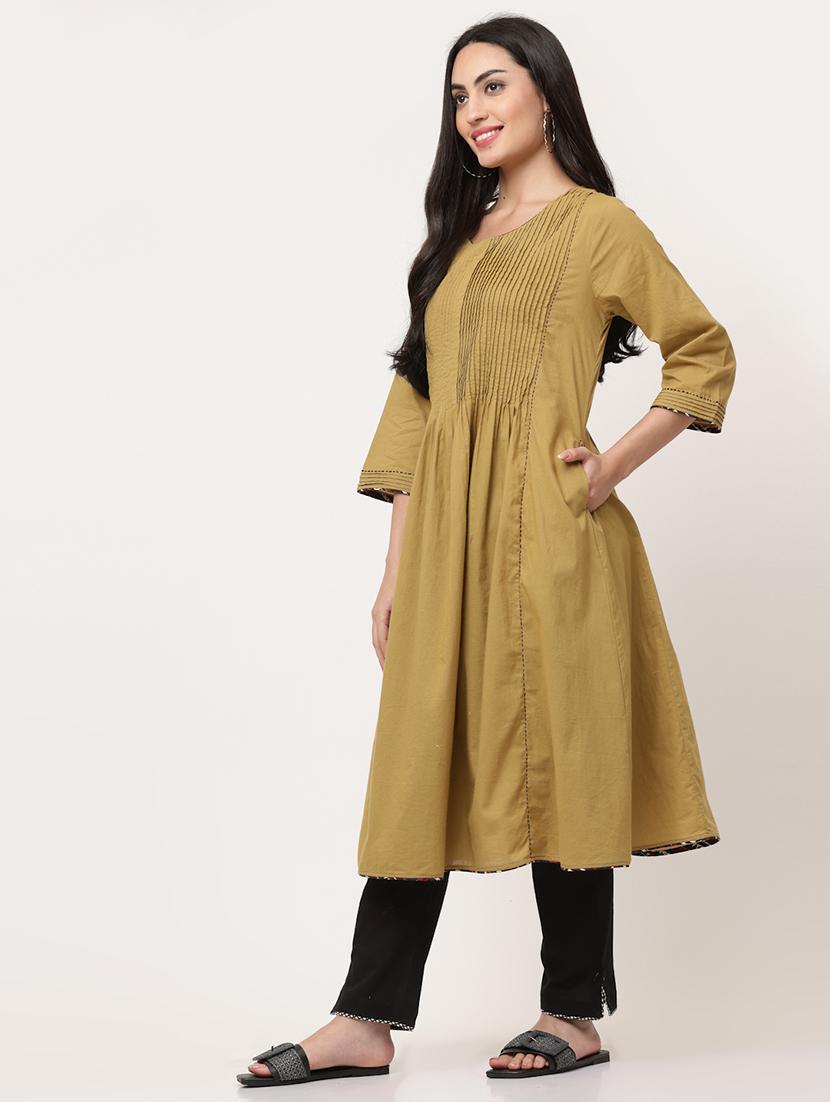 women solid three quarter sleeve a-line kurta - 21642073 - Standard Image - 2