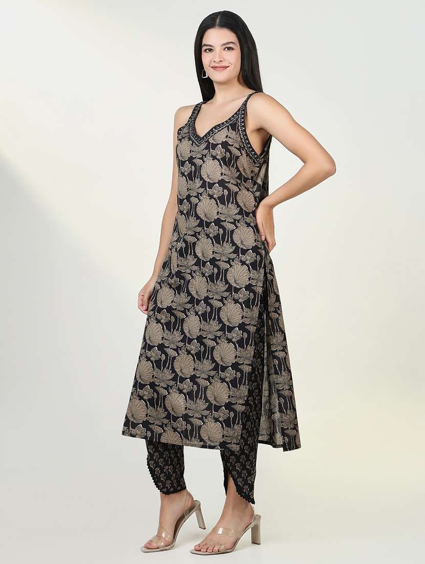 Women Floral Sleeveless Kurta Pant With Dupatta Set - 21643254 -  Standard Image - 2