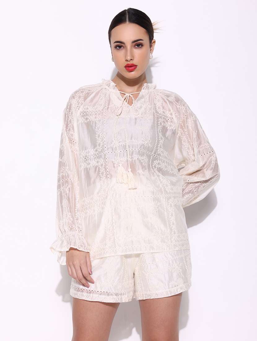 women lace deatiled top and shorts co-ord set