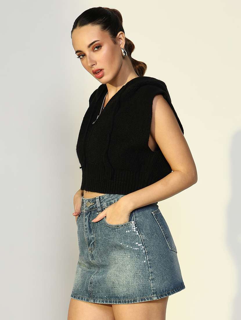 women hooded sleeveless top - 21643390 -  Standard Image - 2