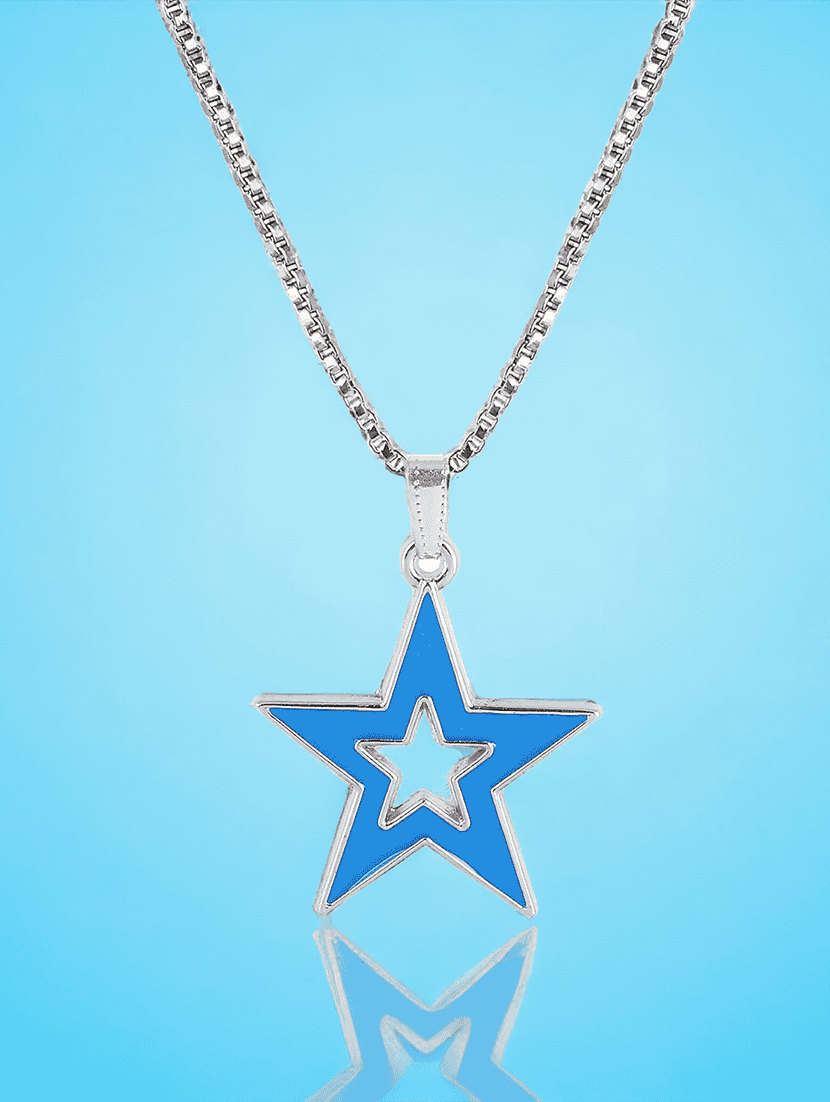 men star shaped pendant with chain - 21644072 -  Standard Image - 2