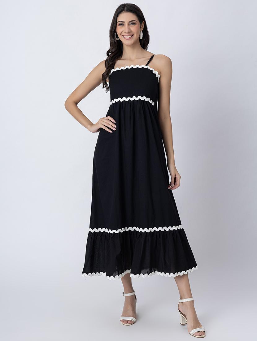 women sqaue neck solid tiered dress - 21645469 -  Zoom Image - 0