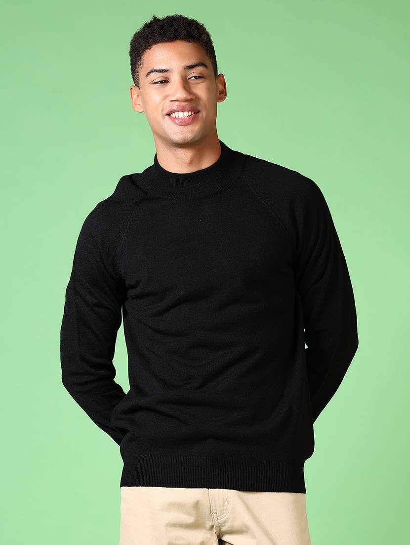 men solid long sleeve pullover