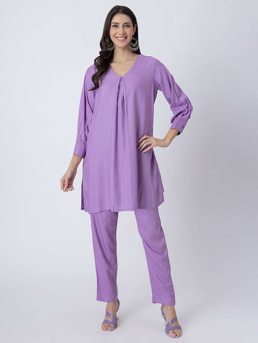 women solid v neck a-line kurti