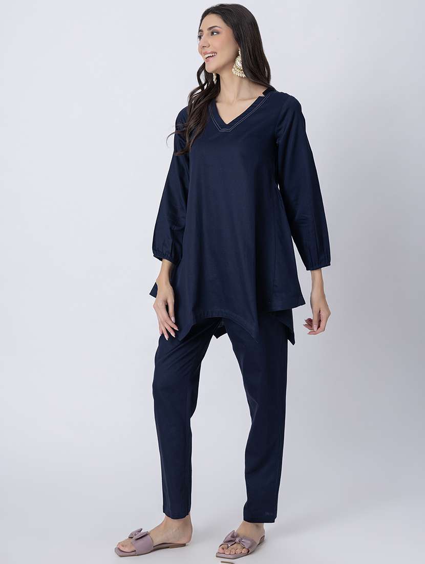 women solid v neck a-line kurti - 21645803 - Standard Image - 2