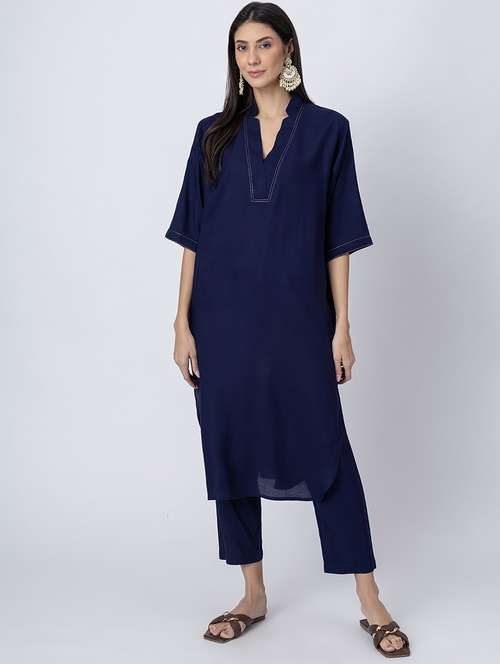 women solid mandarin neck straight kurta - 21645811 - Standard Image - 0