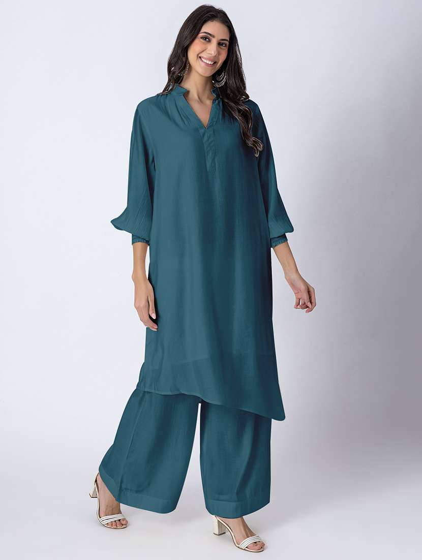 women solid mandarin neck a-line kurta - 21645813 -  Standard Image - 2