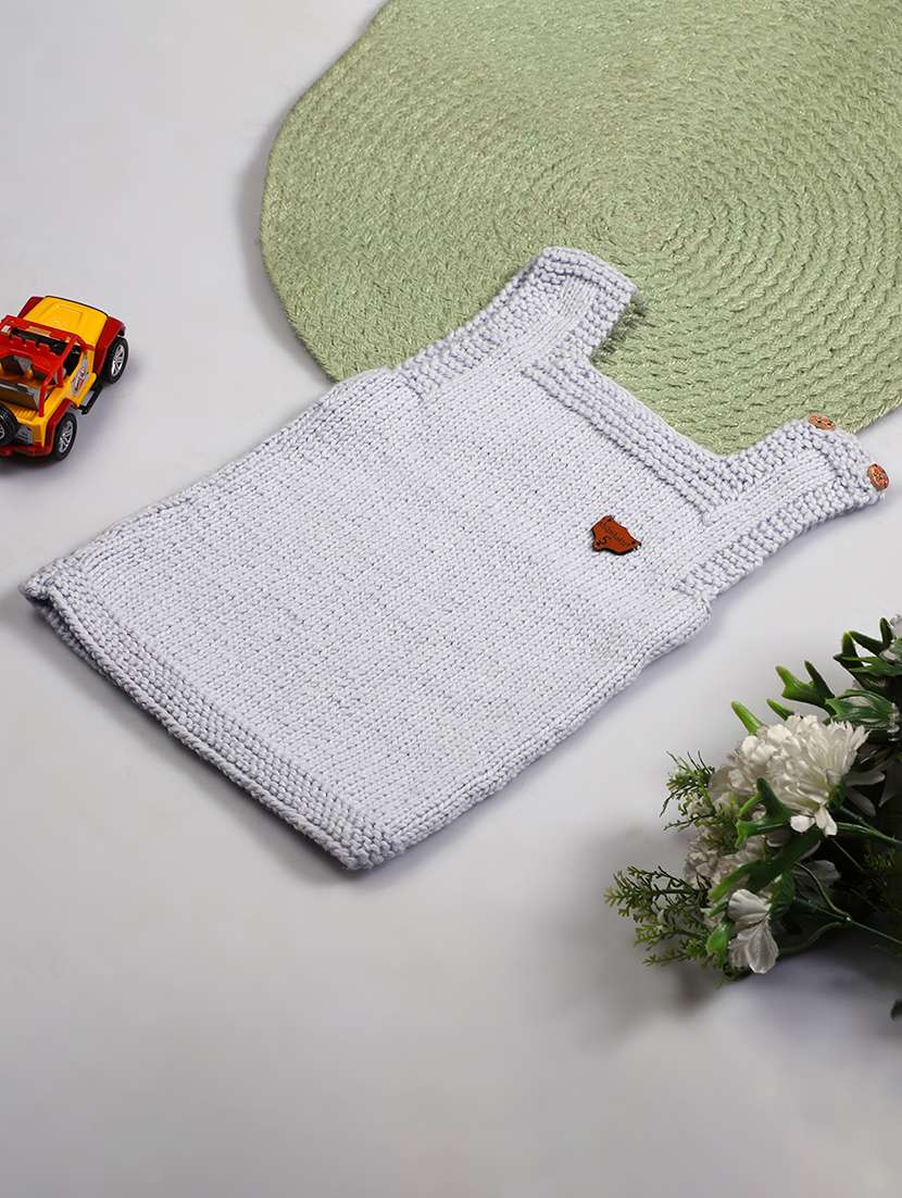 girls self design sleeveless sweater