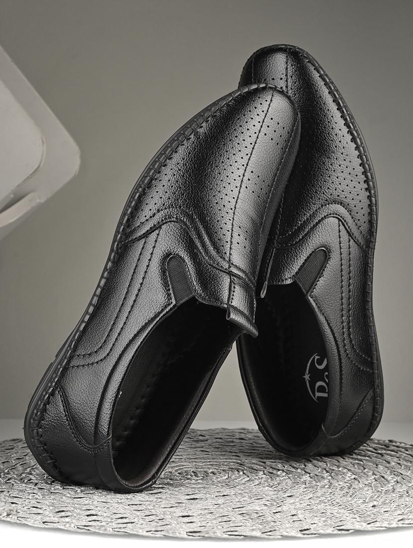men plain slip on casual shoes - 21647309 - Zoom Image - 0