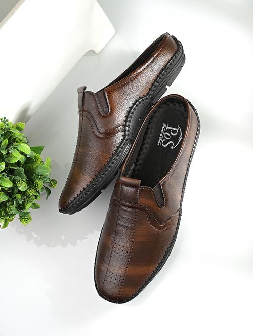 men plain slip on casual shoes - 21647310 - Standard Image - 0