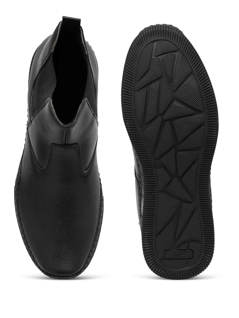men black slip on boots - 21647359 -  Standard Image - 2