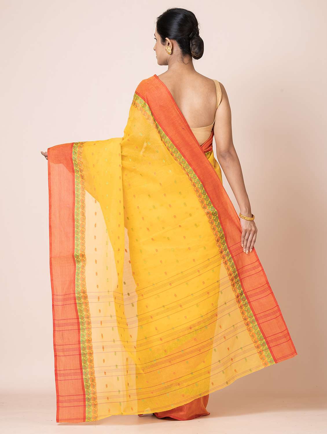 women self design handloom saree - 21648412 -  Standard Image - 2
