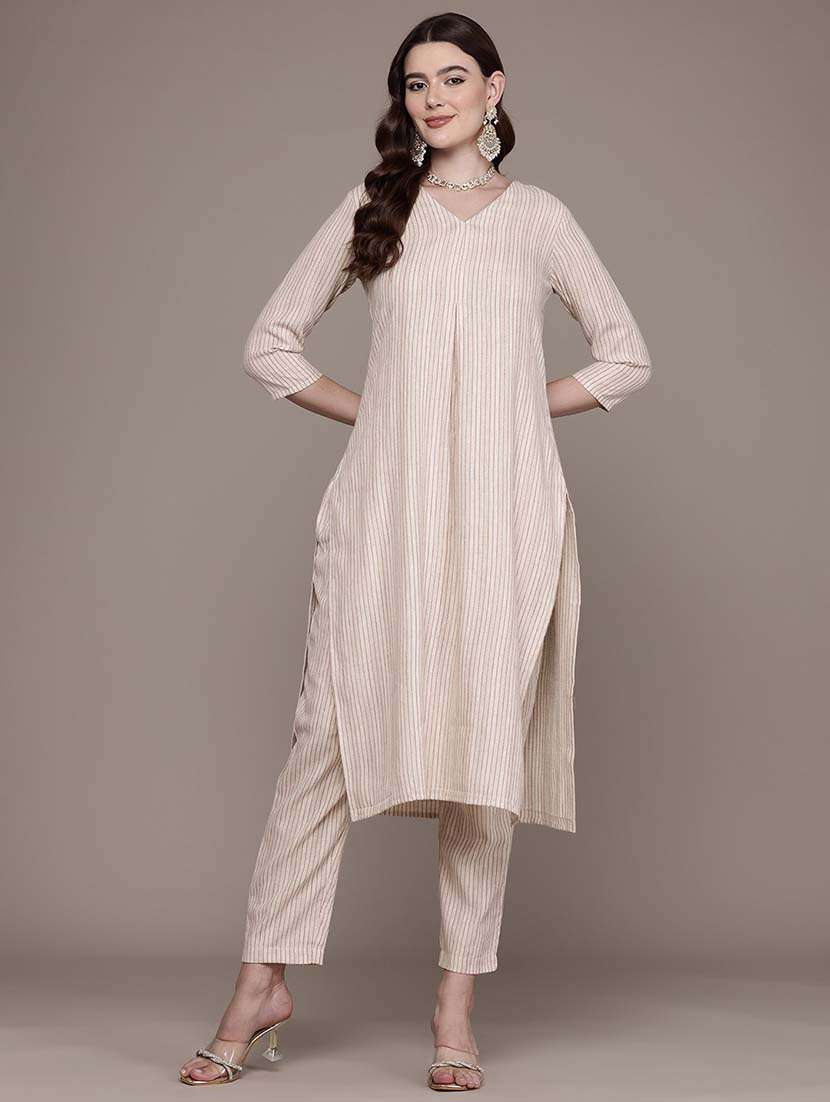 women stripes v neck kurta pant set