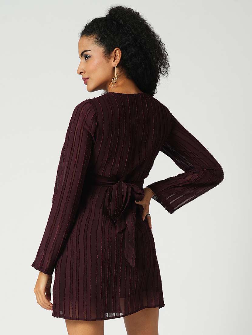 globus women maroon self textured wrap v-neck sheath mini party dress - 21648784 -  Standard Image - 2