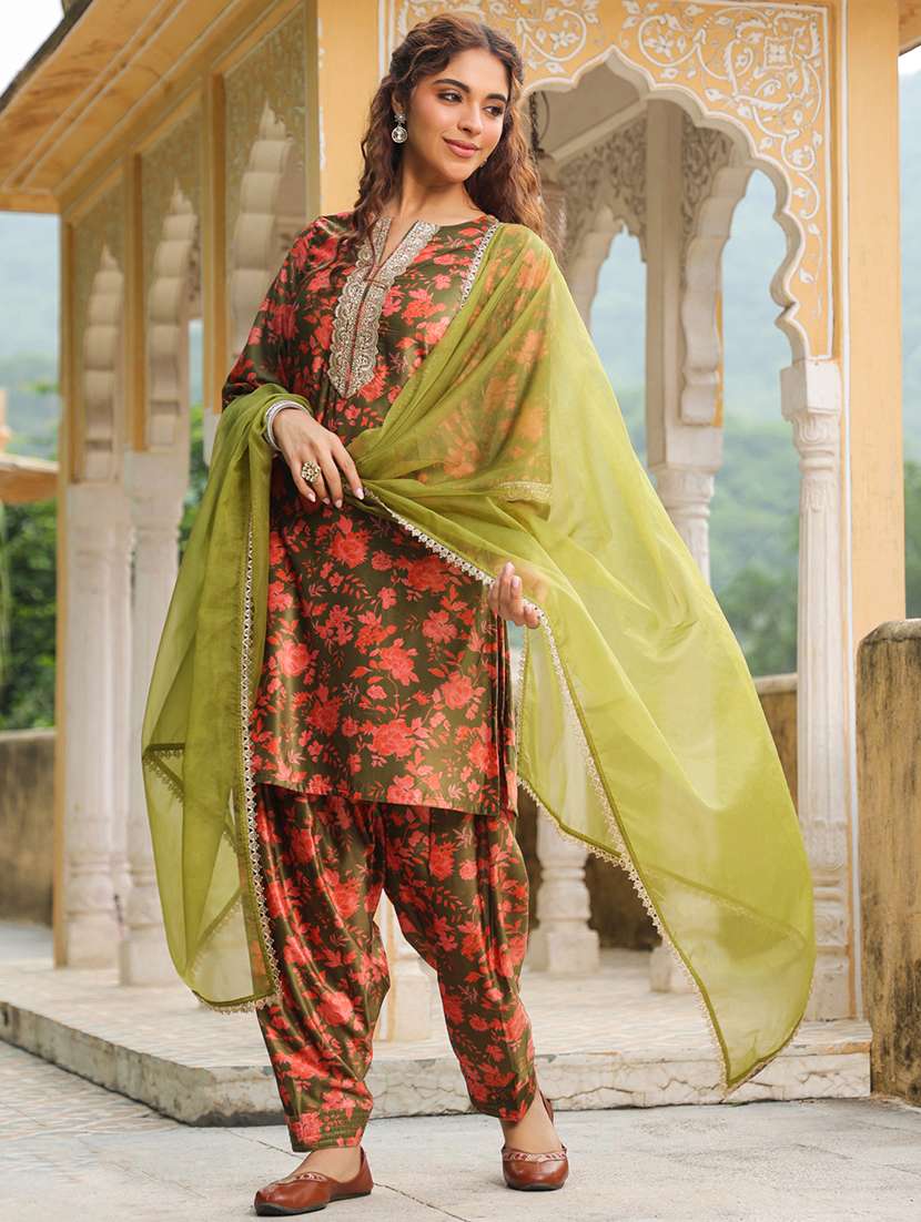 women floral kurta salwar set with dupatta - 21648926 -  Standard Image - 2