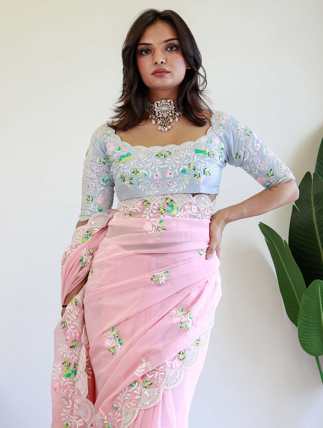 women pink embroidered saree with blouse - 21649272 -  Standard Image - 2