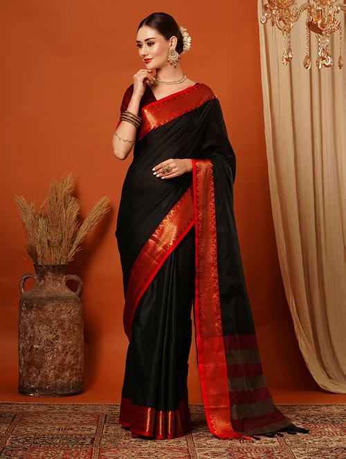 women solid bordered saree - 21649522 - Standard Image - 0