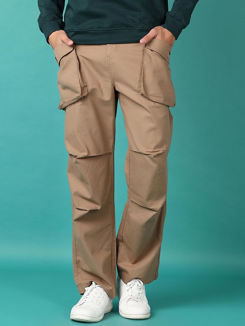 men mid rise solid cargo - 21649739 - Zoom Image - 0
