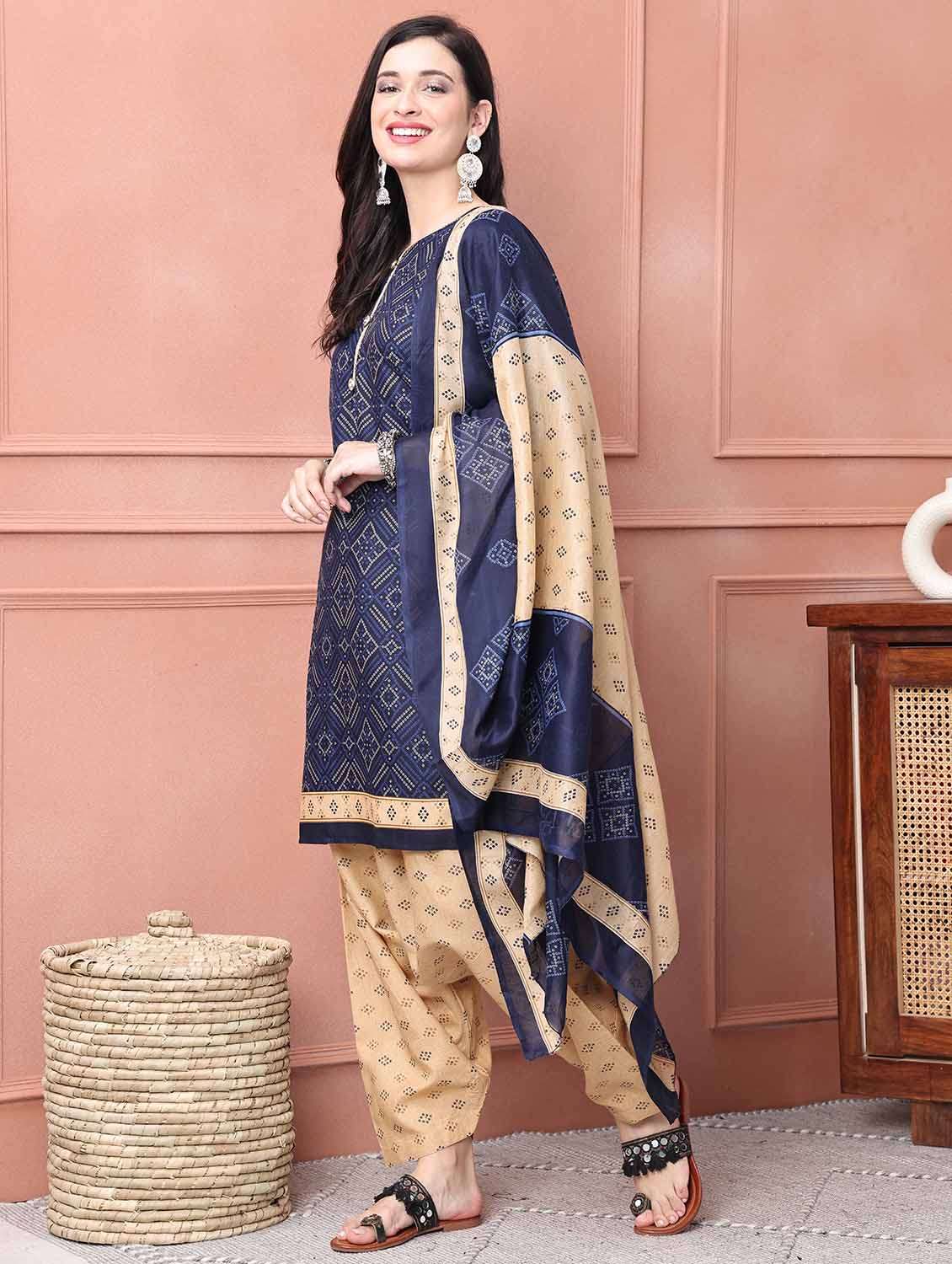 women three quarter sleeve kurta salwar with dupatta set - 21650290 - Standard Image - 2