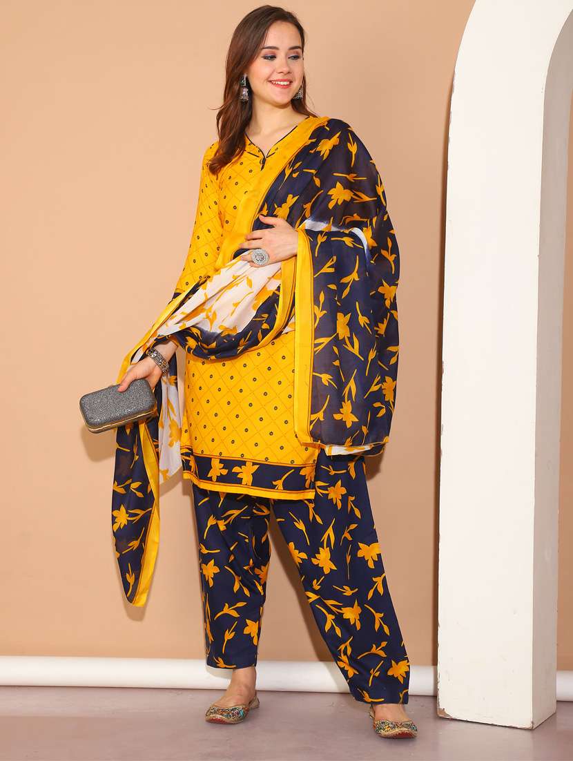 women three quarter sleeve kurta salwar with dupatta set