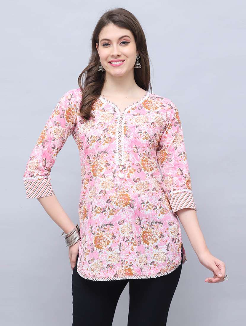 women printed three quarter sleeve tunic