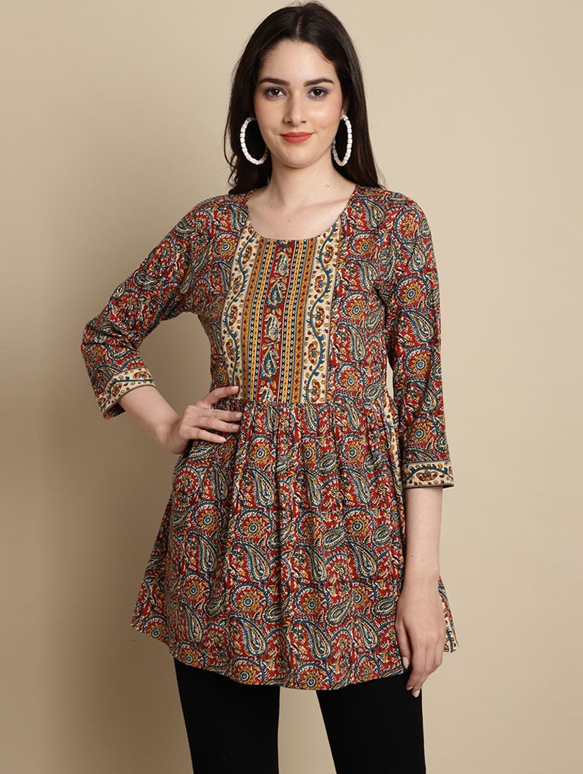 women printed three quarter sleeve tunic
