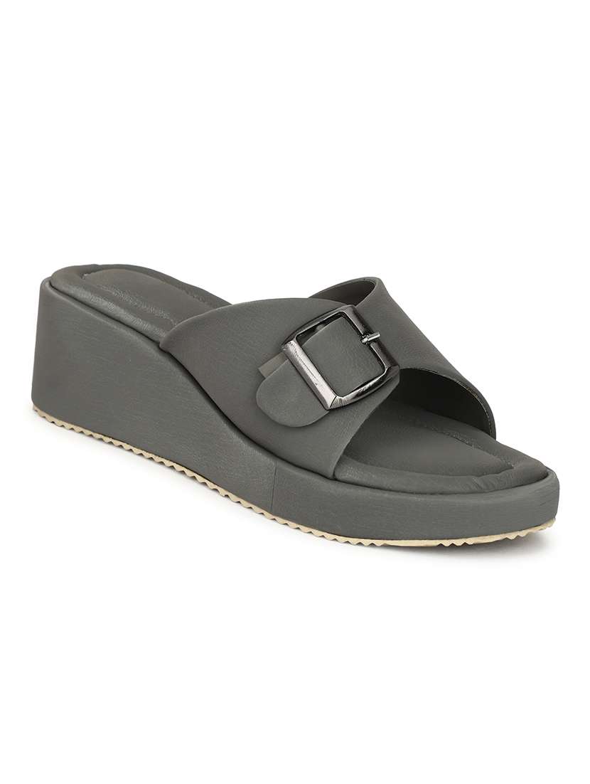 women grey solid wedge