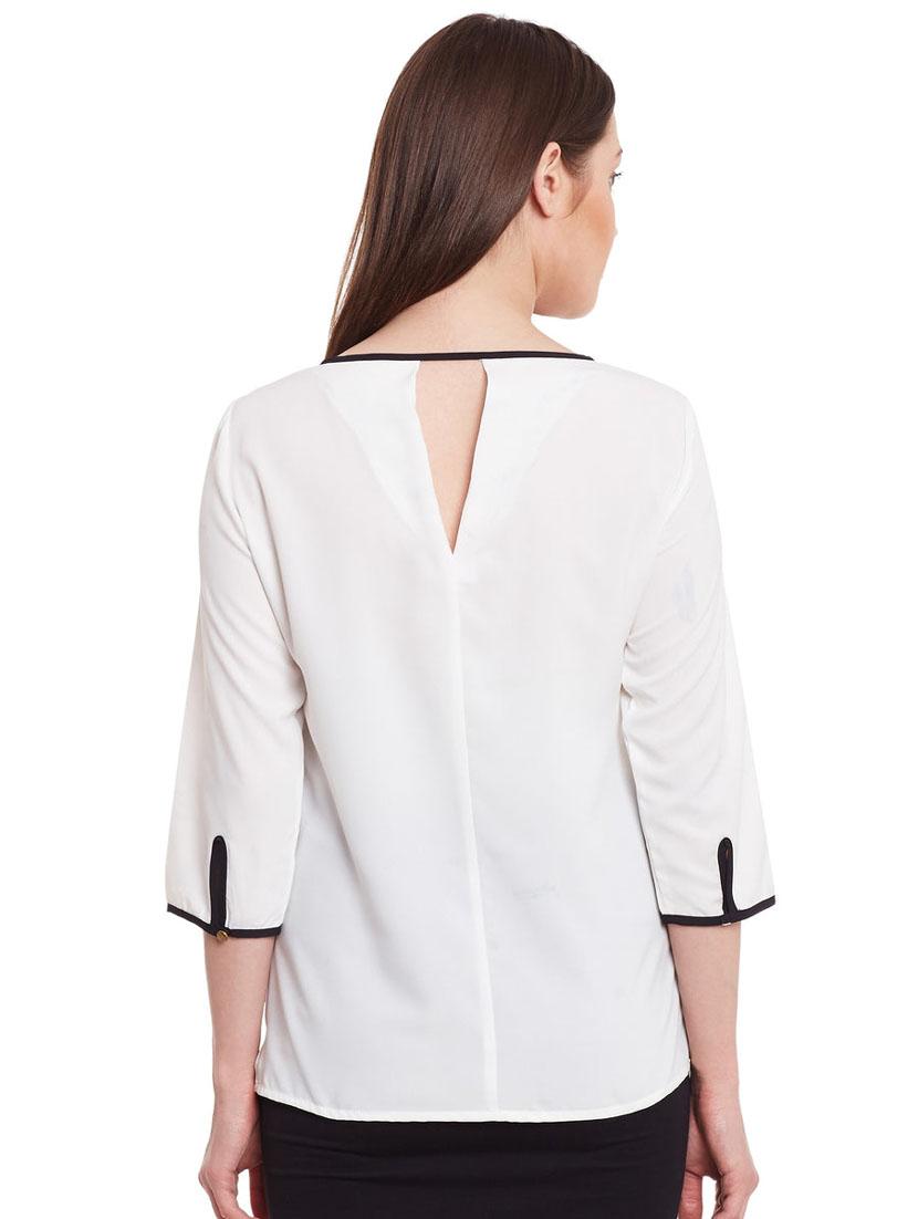 women solid notch neck regular top - 21651301 - Standard Image - 2