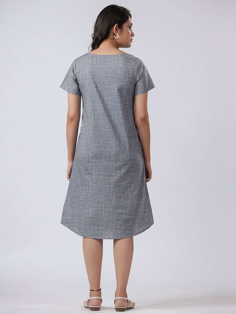 women printed short sleeves a-line dress - 21651943 -  Standard Image - 2