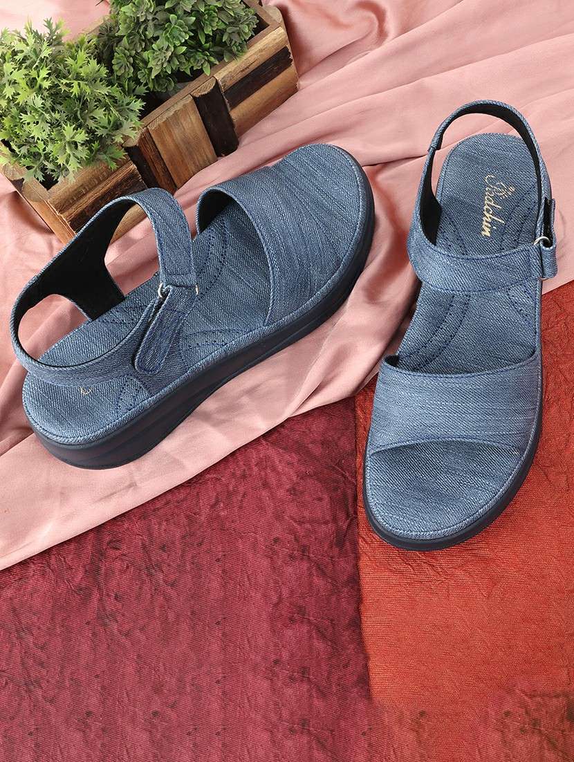 women blue back strap wedge