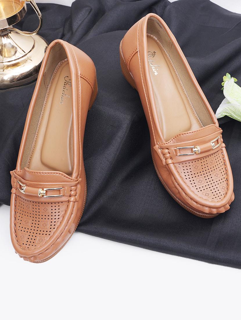 women tan cut work slip on loafer - 21652890 - Zoom Image - 0