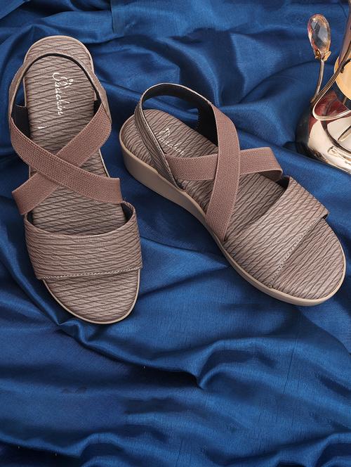 women solid back strap wedge - 21652925 -  Standard Image - 0